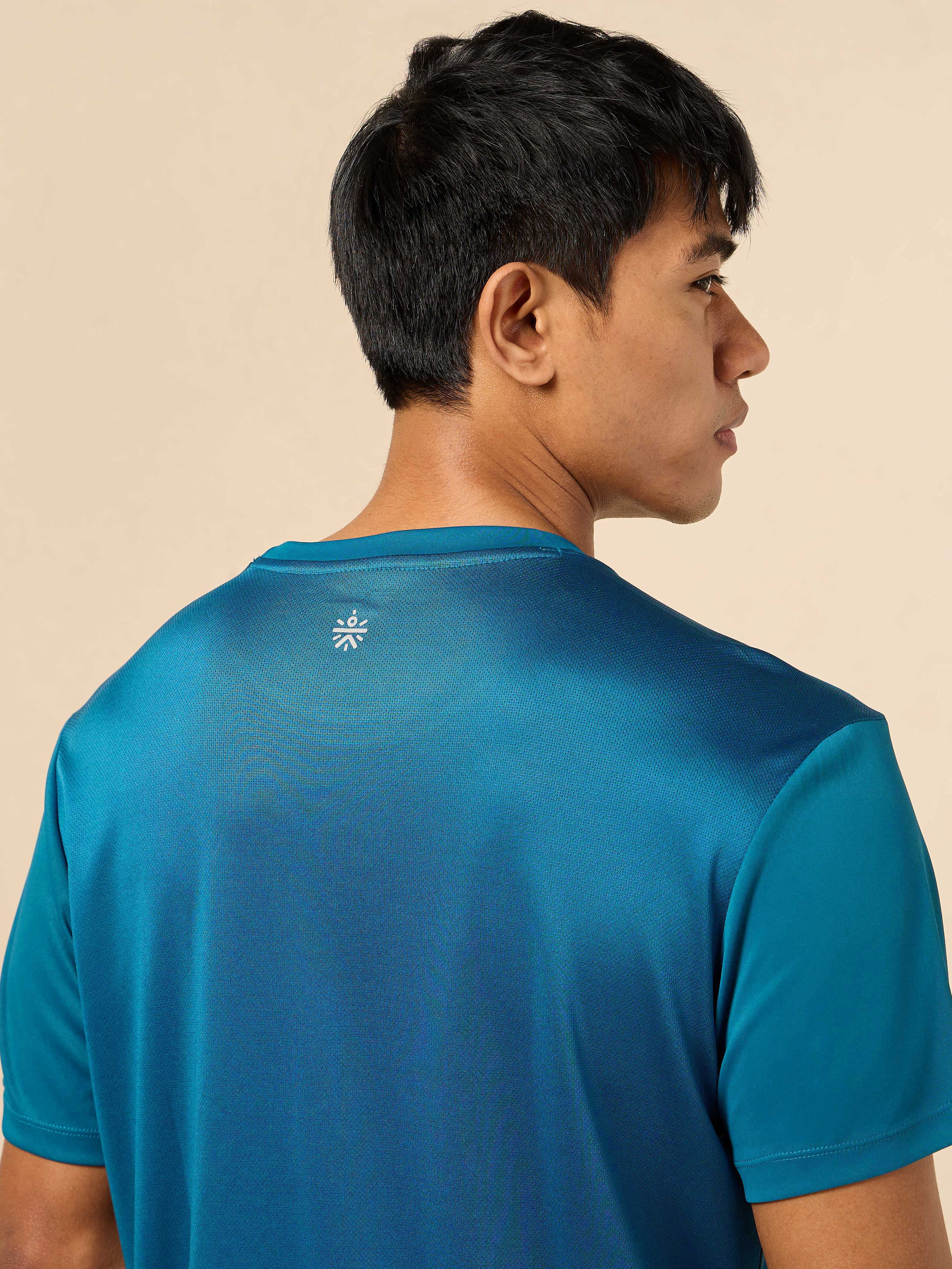 Men's All Round Teal Workout T-shirt - Image 8