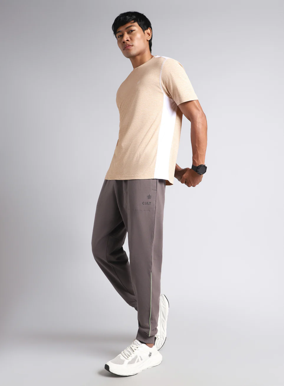 Men's Amp Up Beige Comfortech T-shirt - Image 3
