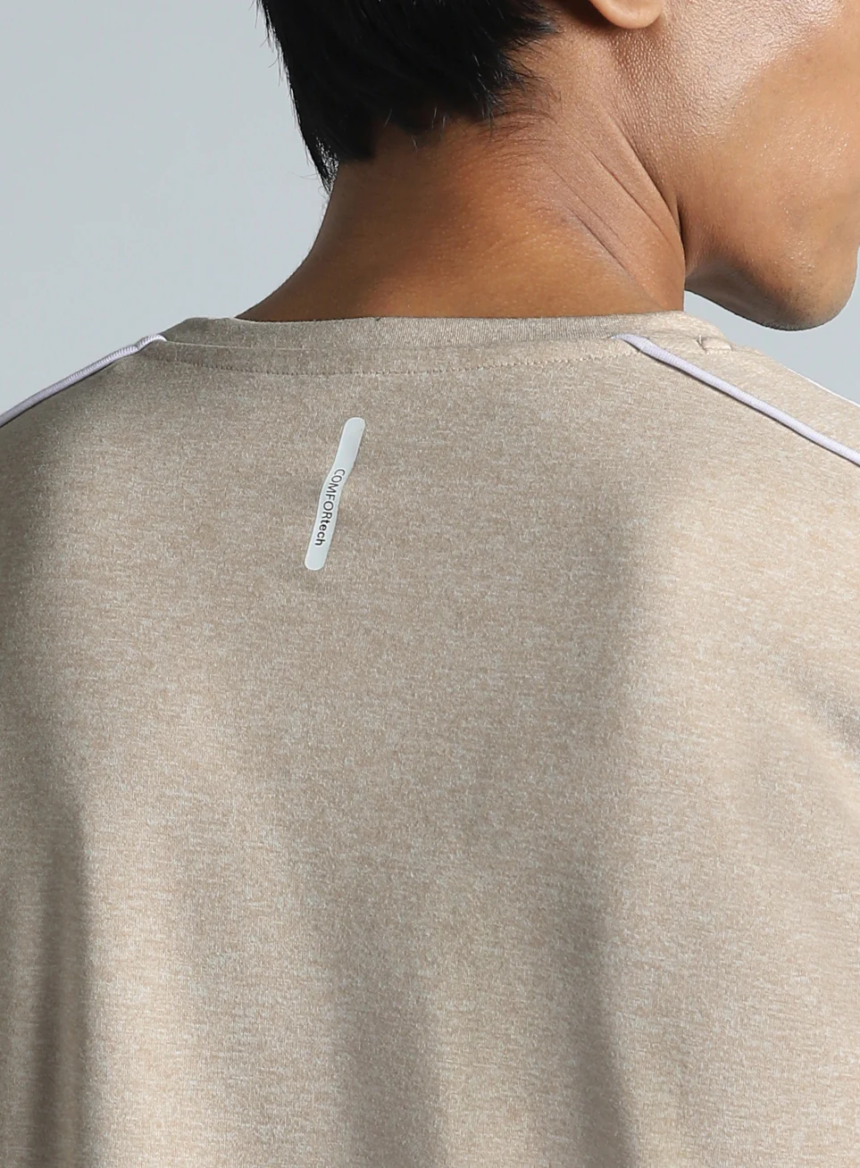 Men's Beige Active Day COMFORtech T-shirt - Image 8