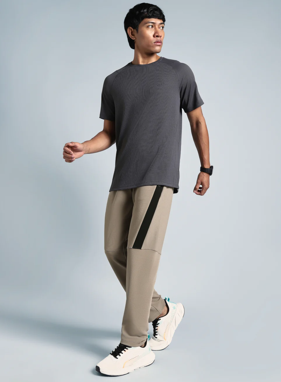 Men's Beige Pace Up Running Trackpants - Image 2