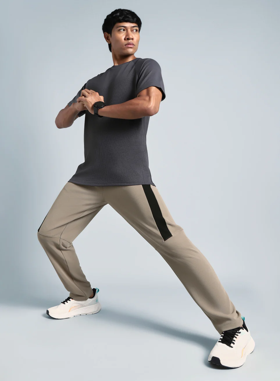 Men's Beige Pace Up Running Trackpants - Image 3