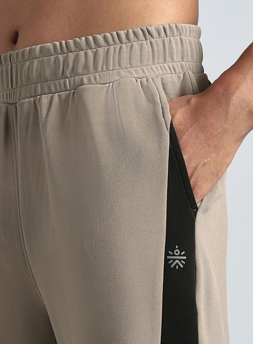 Men's Beige Pace Up Running Trackpants - Image 7