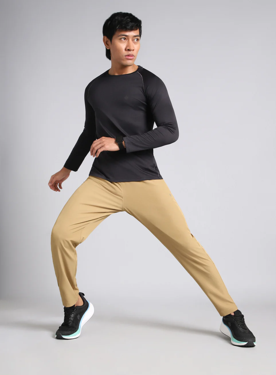 Men's Beige Running Essential Trackpants - Image 3