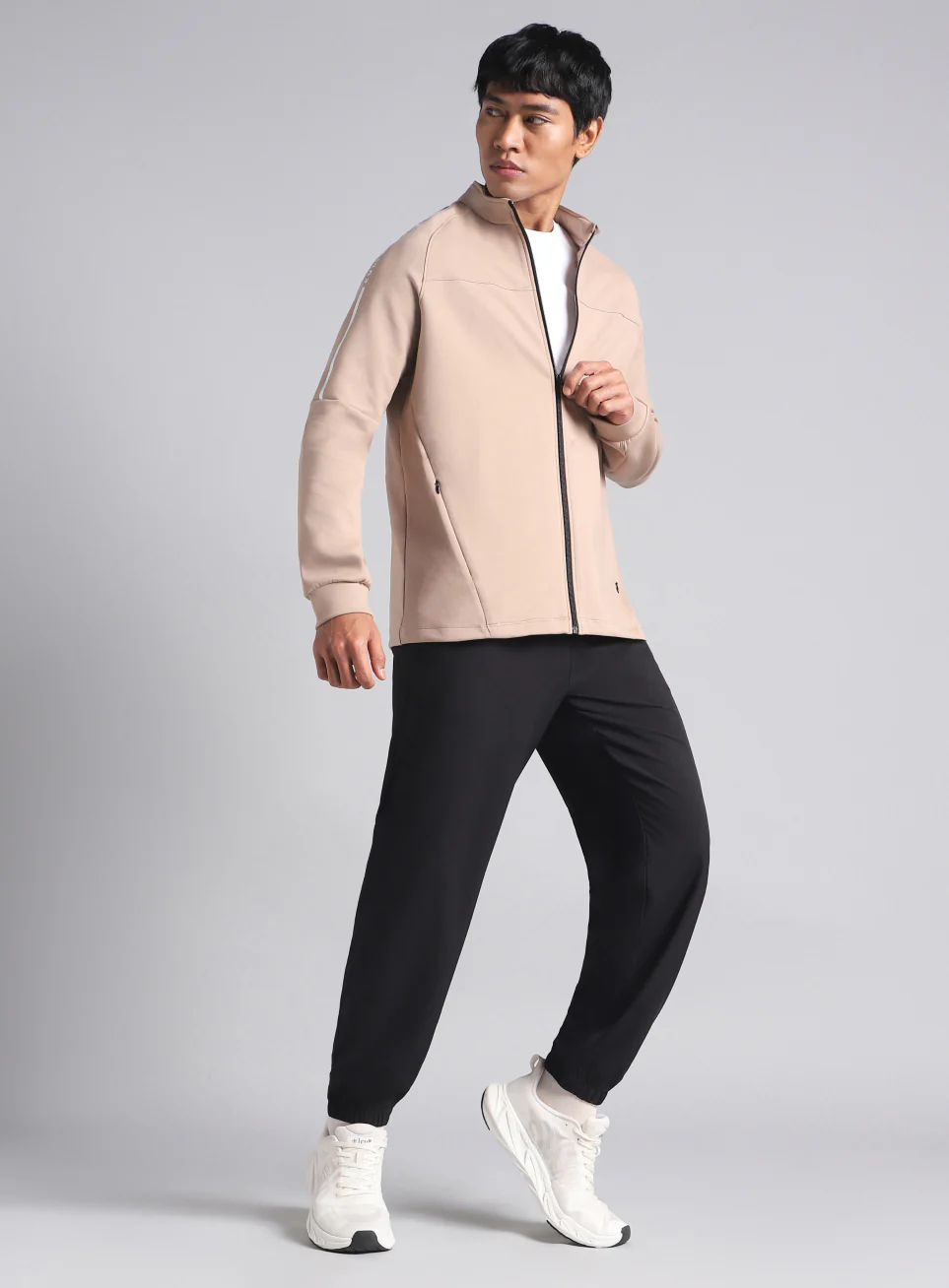 Men's Beige Training Essential Mid Layer Jacket - Image 2