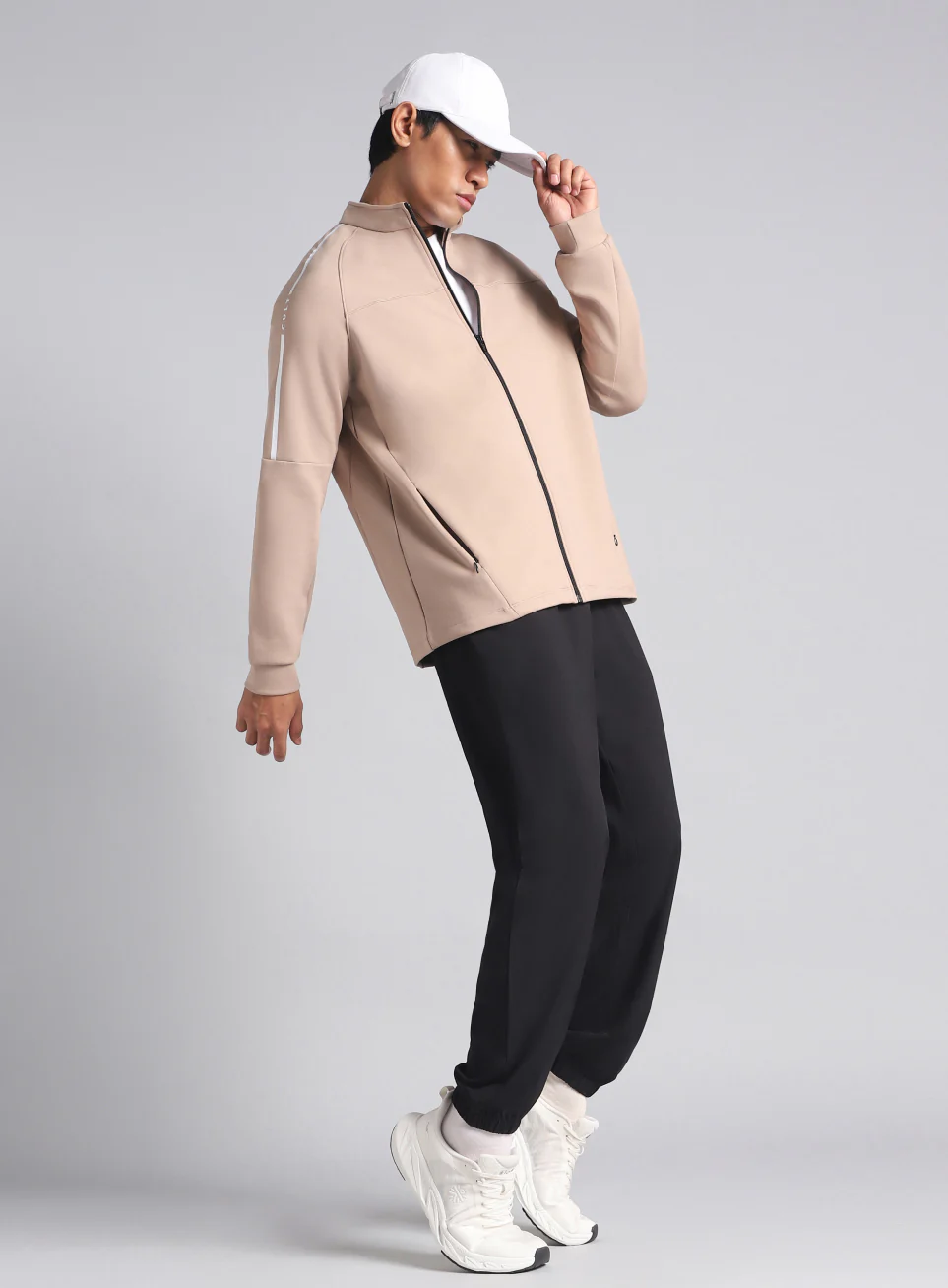 Men's Beige Training Essential Mid Layer Jacket - Image 3