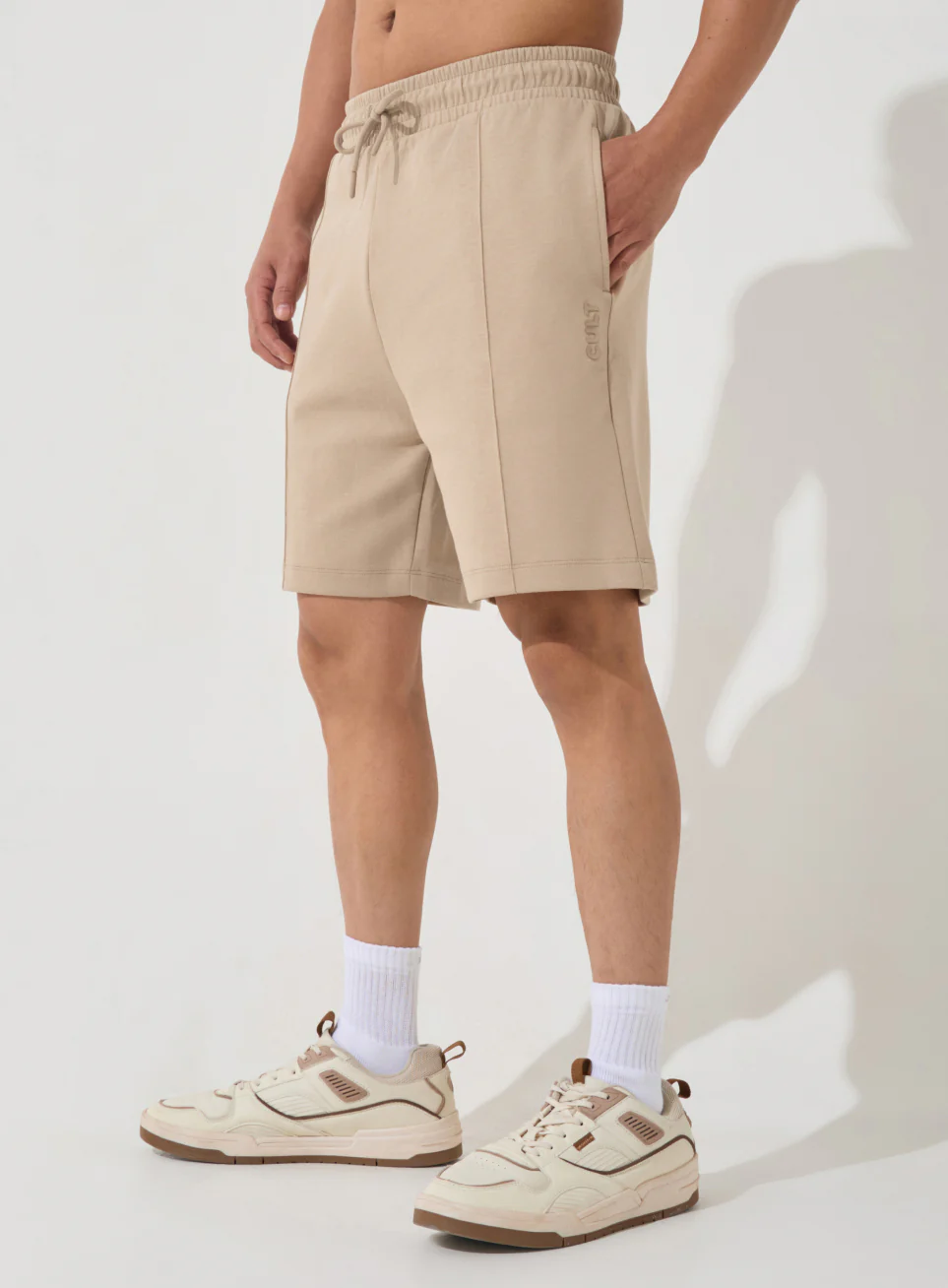 Men's Beige Ultra Luxe Tailored Shorts - Image 5