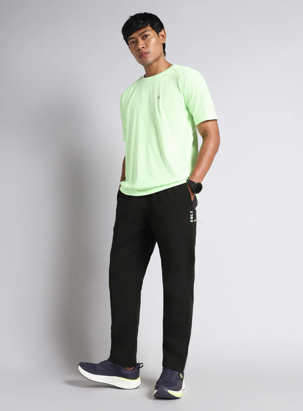 Men's Black Airport Travel Trackpants - Image 3