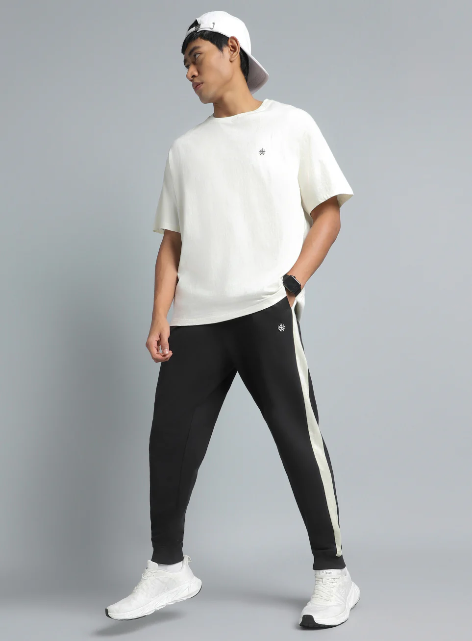 Men's Black Beyond Play Joggers - Image 3