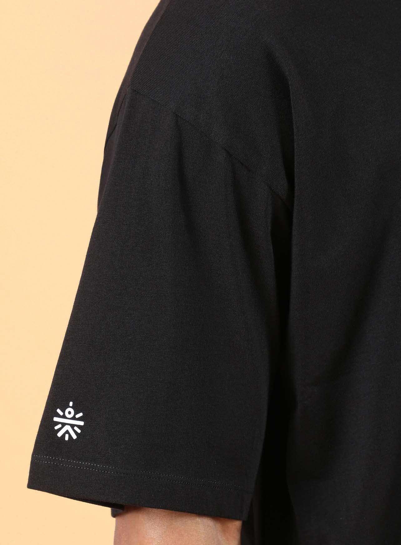 Men's Black Club Anthem Oversized fit T-shirt - Image 8