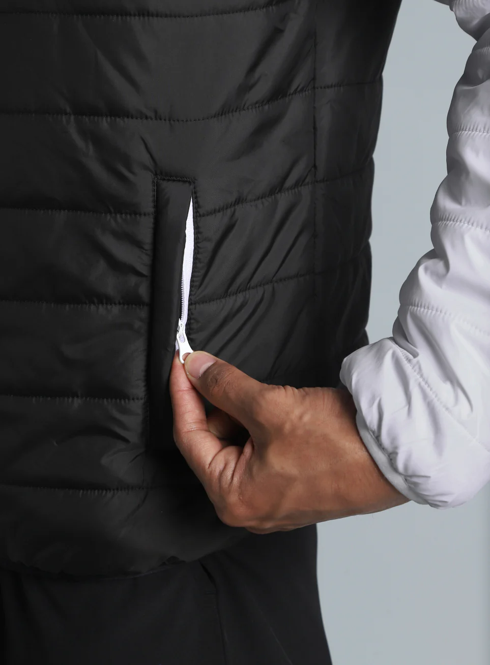 Men's Black Colorblock Puffer Jacket - Image 10