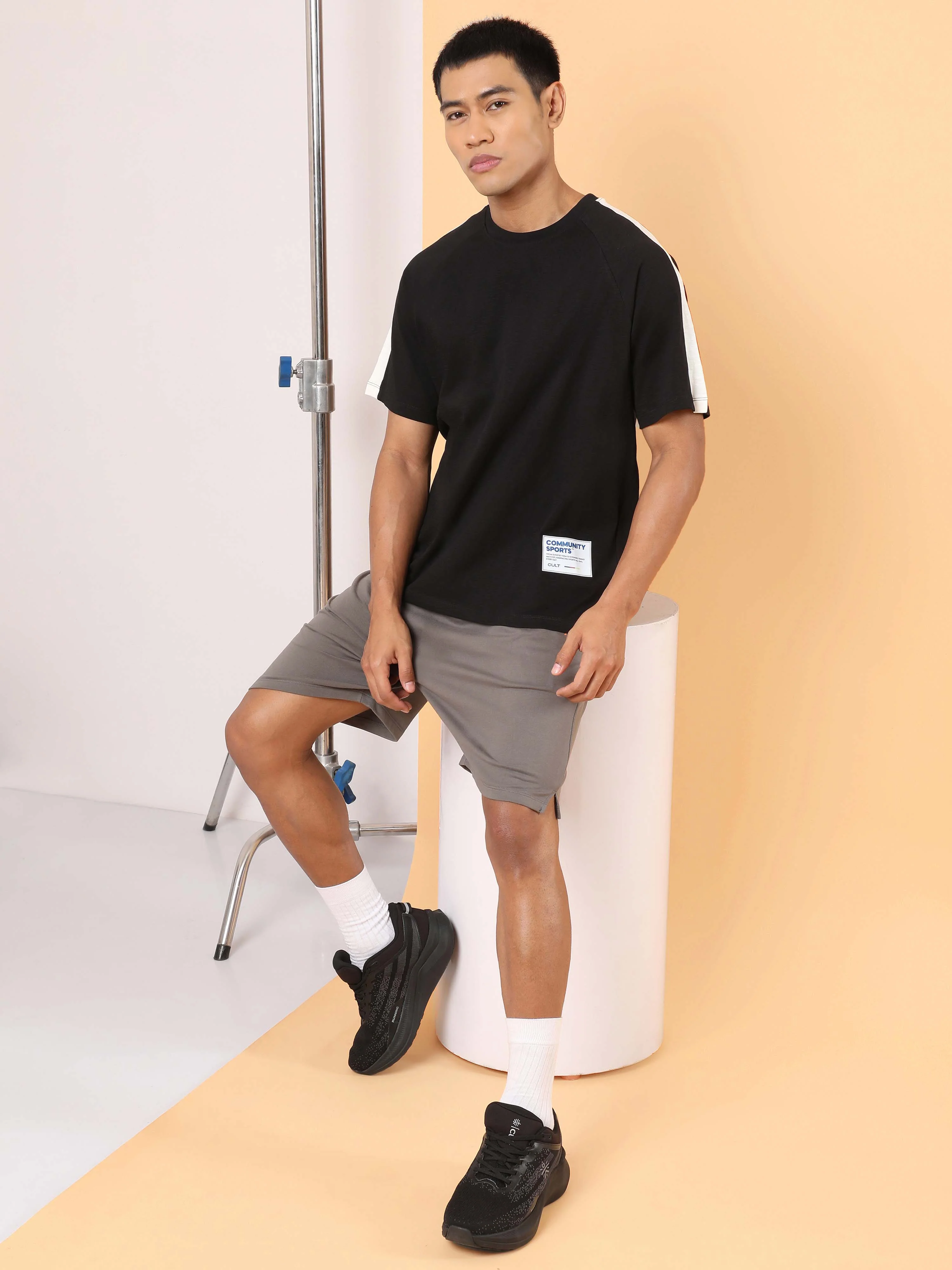 Men's Black Community Sports Relaxed fit T-shirt - Image 2