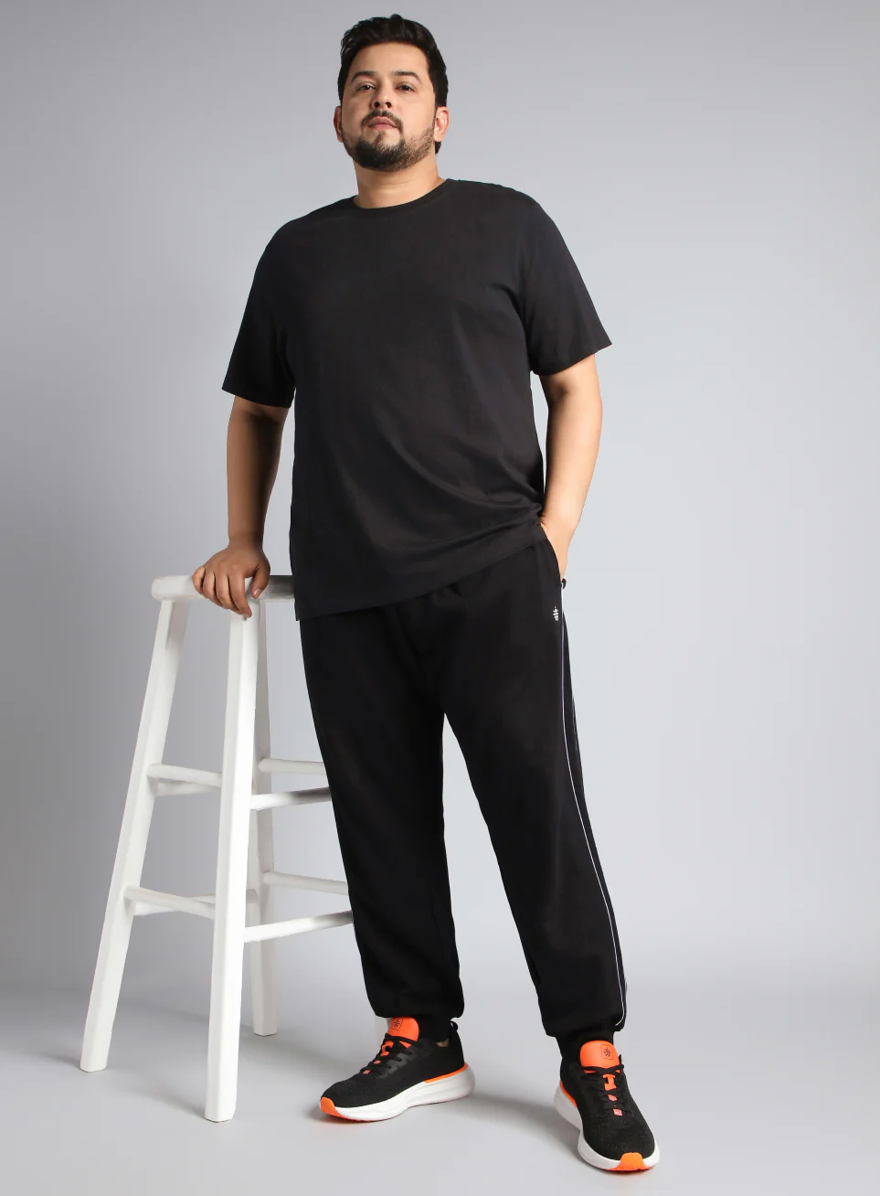 Men's Black Cotton Plus Size Everyday Regular Fit T-shirt - Image 3