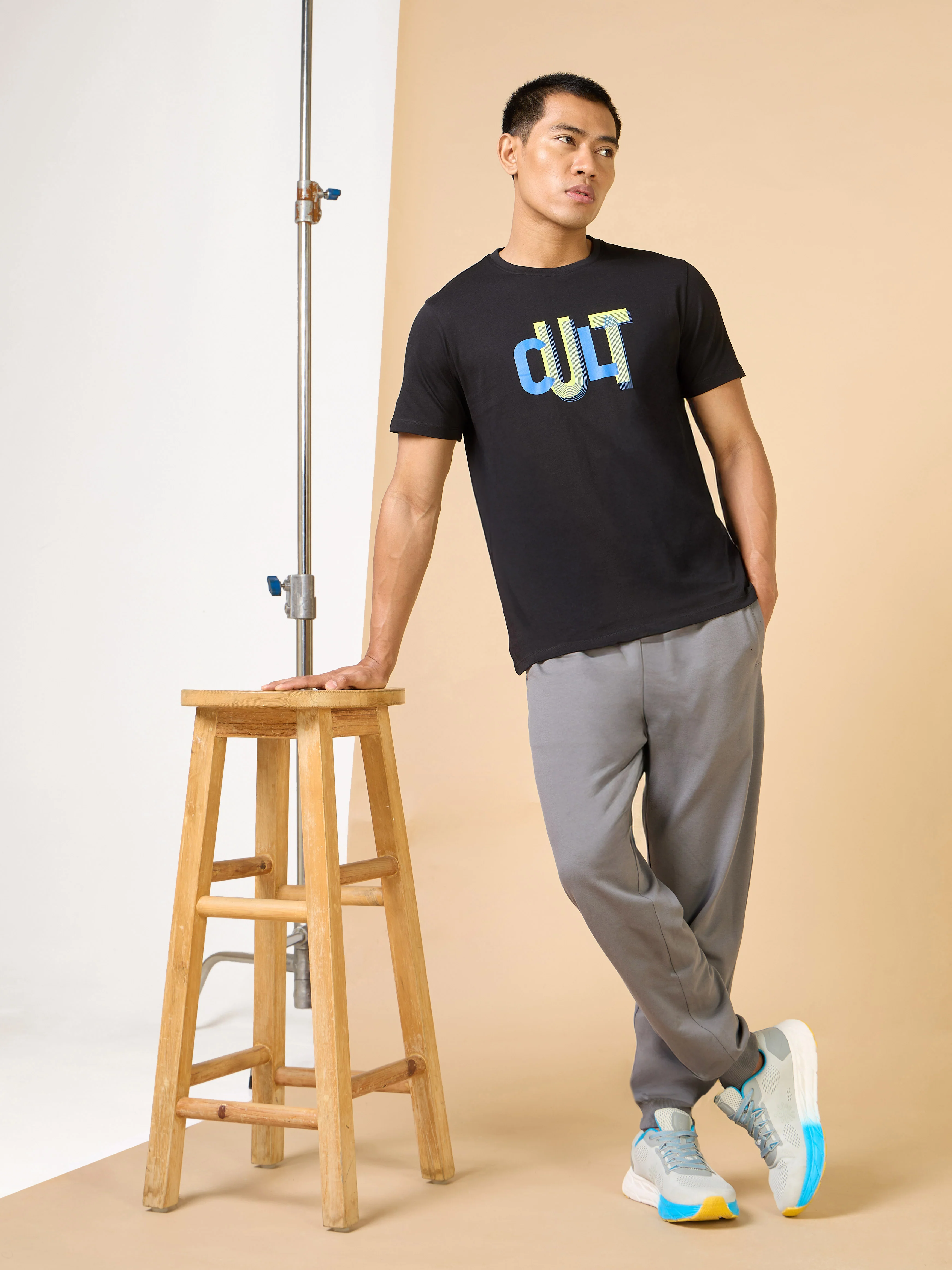Men's Black Cult Brand Carrier T-shirt - Image 3
