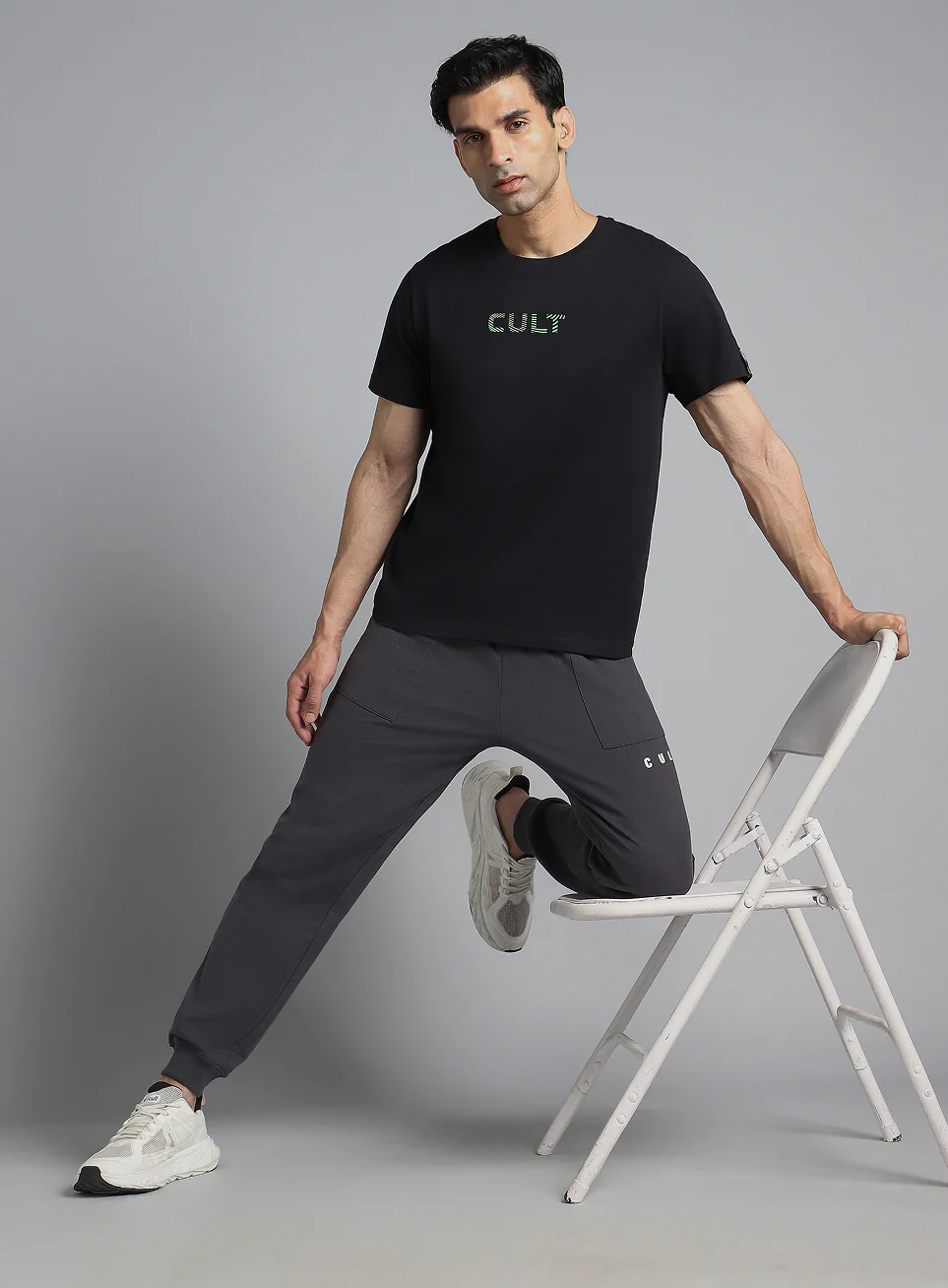 Men's Black Cult Branding Printed T-shirt - Image 2