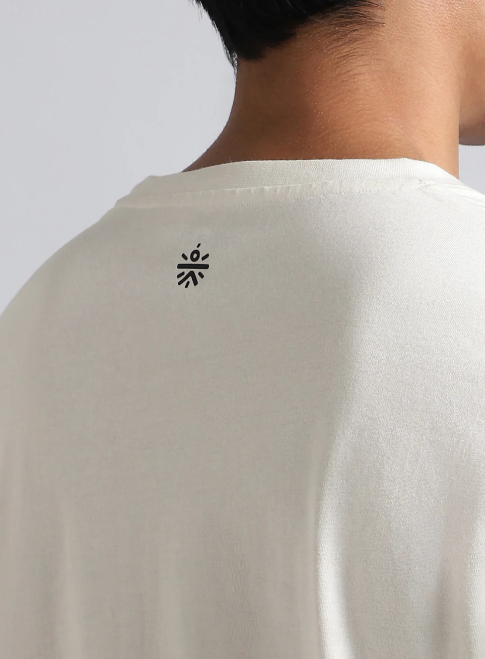 Men's White Cult Graphic Relaxed Fit T-shirt - Image 8