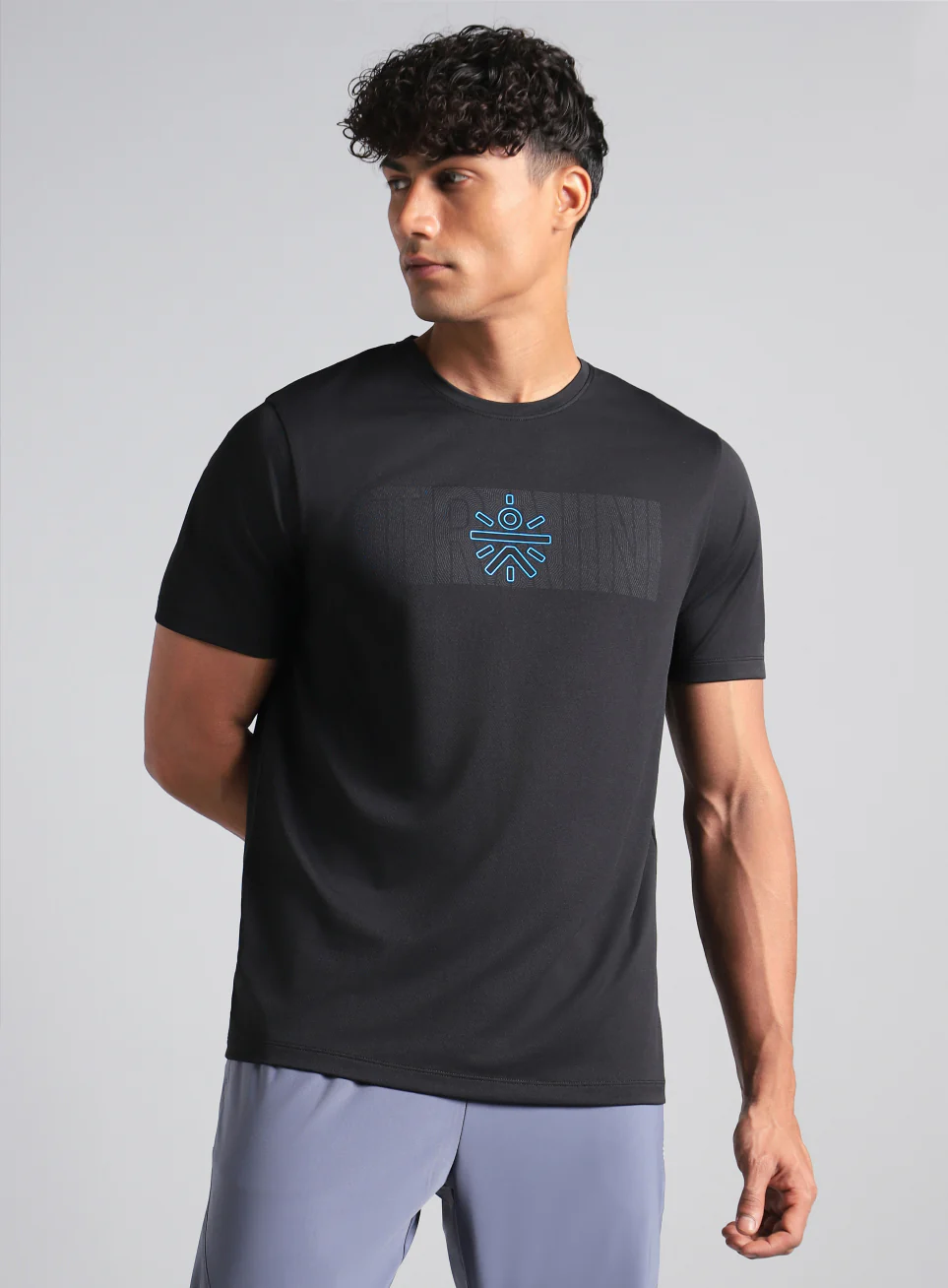 Men's Black Cult Train Graphic T-shirt - Image 4
