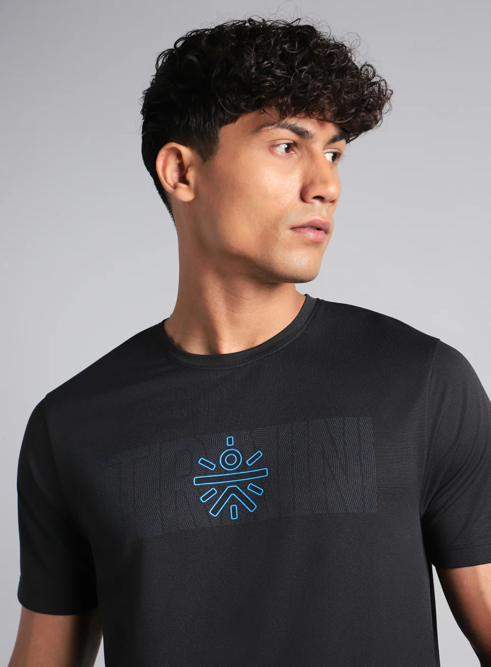Men's Black Cult Train Graphic T-shirt - Image 7