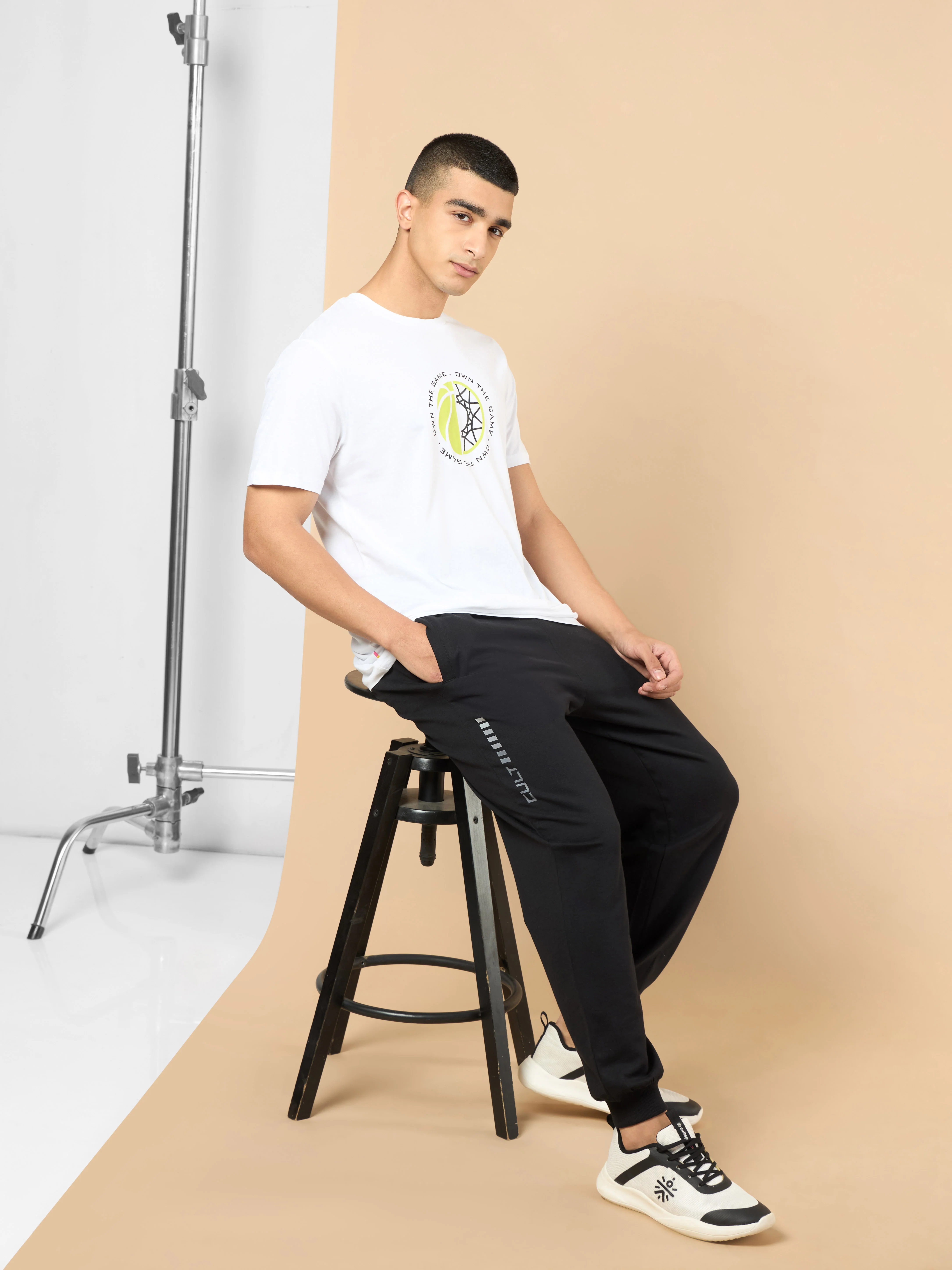 Men's Black Cult Training Joggers - Image 3