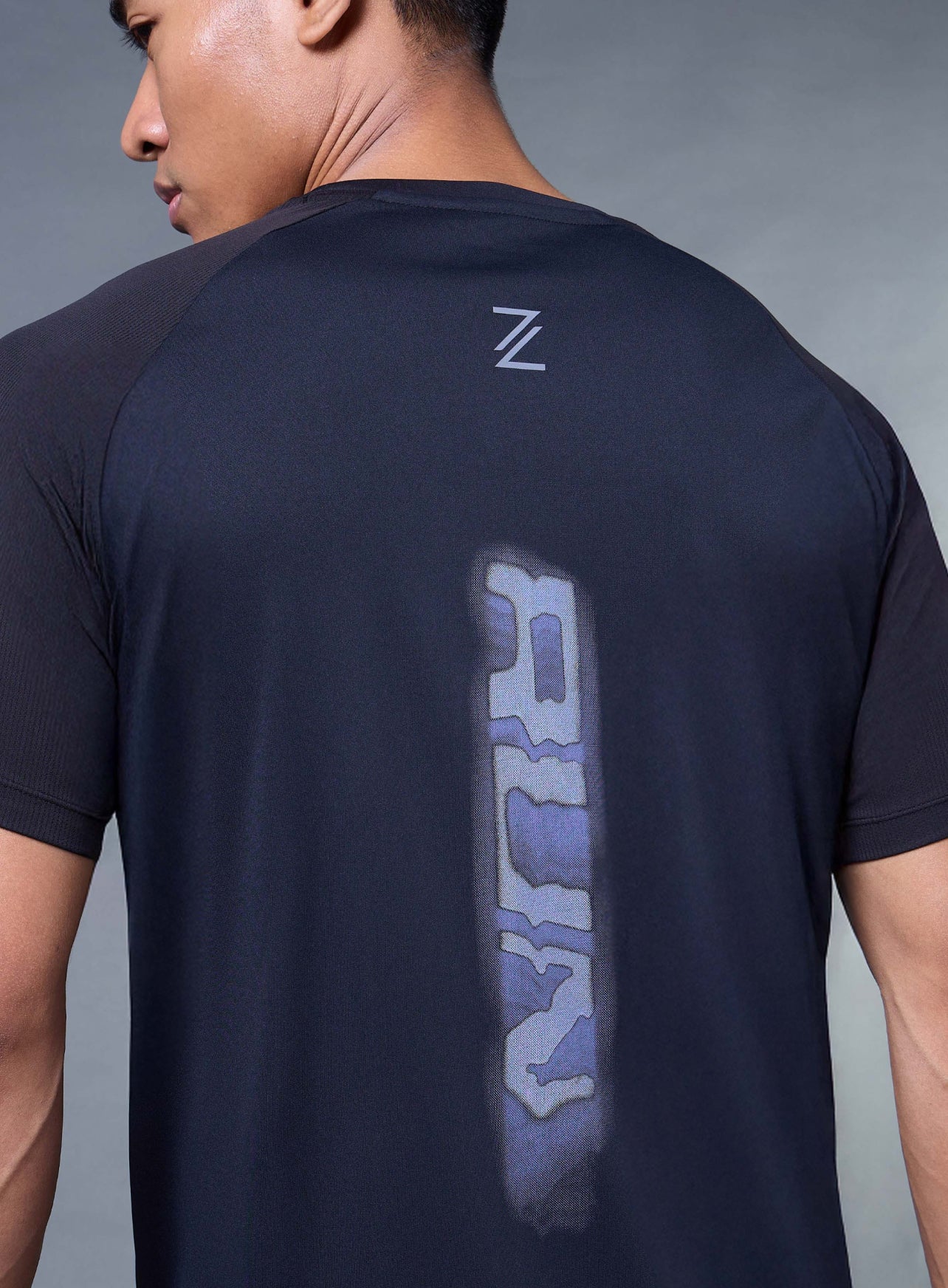 Men's Black Everyday Run T-shirt - Image 8