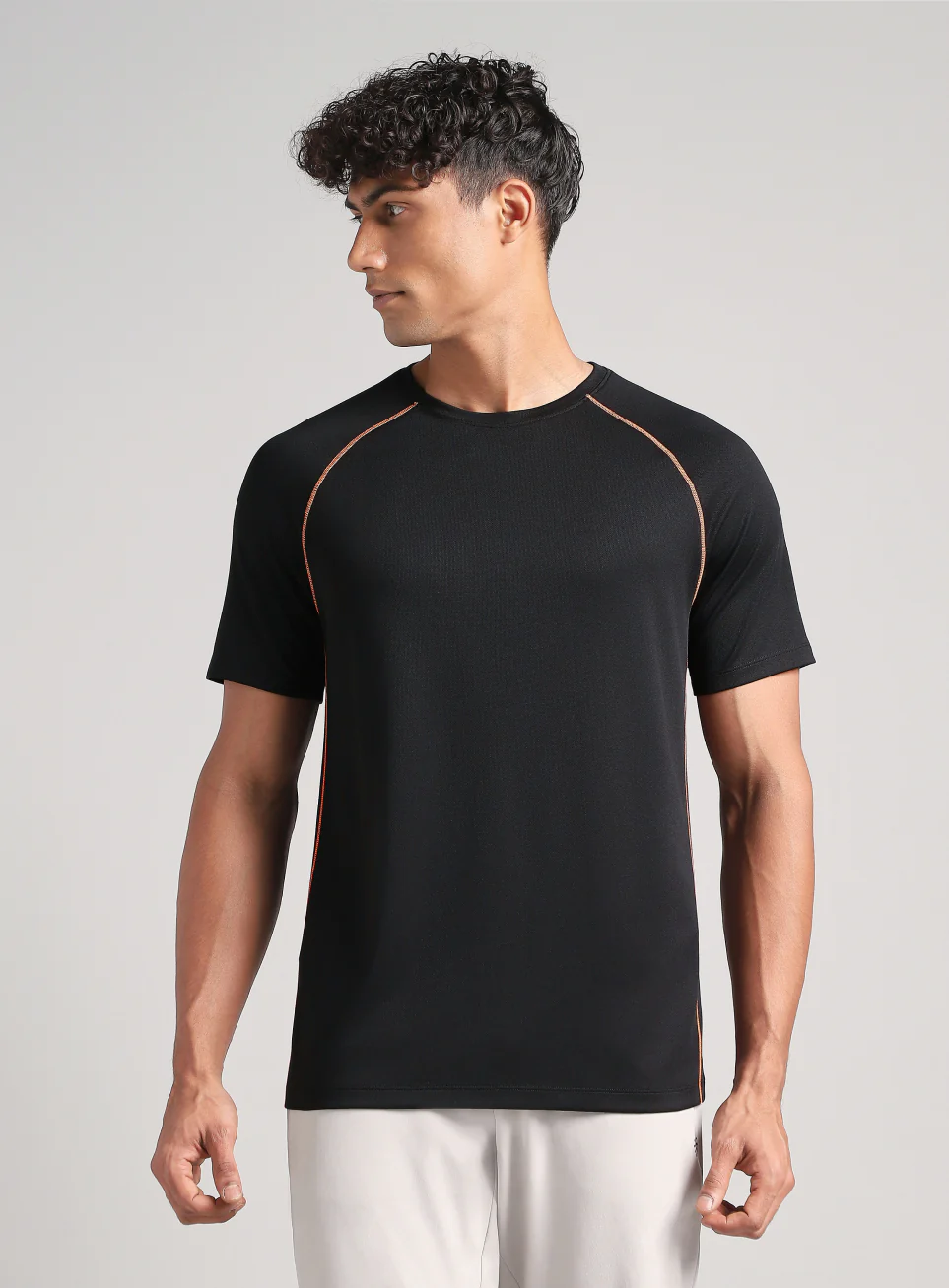 Men's Black Everyday Workout Train Tee - Image 4
