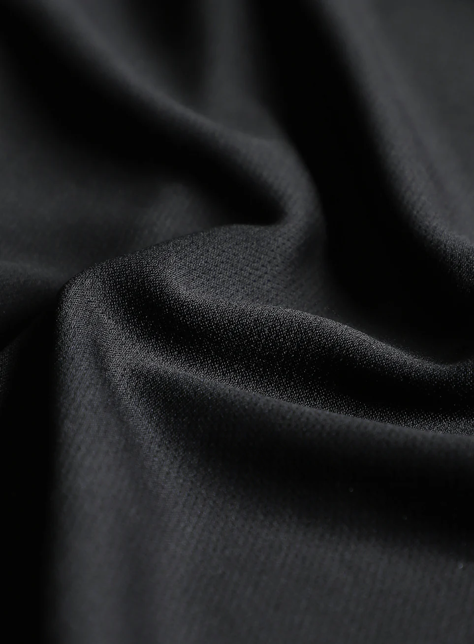 Men's Black Everyday Workout Train Tee - Image 9