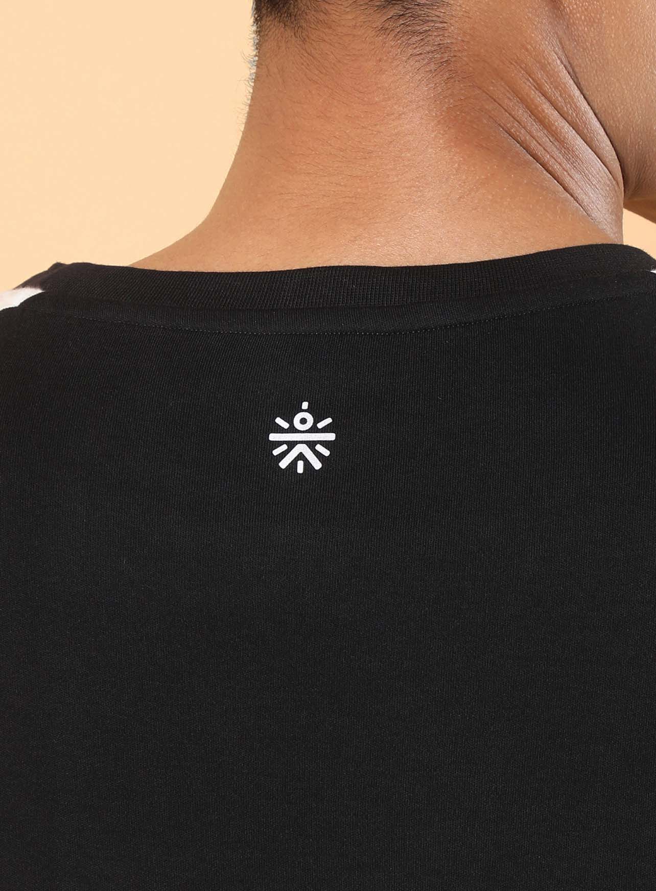 Men's Black Game On Typo Relaxed fit T-shirt - Image 9