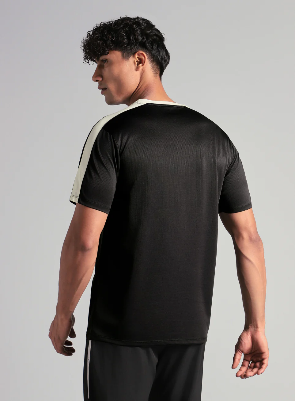 Men's Black Hyper Training T-shirt - Image 6
