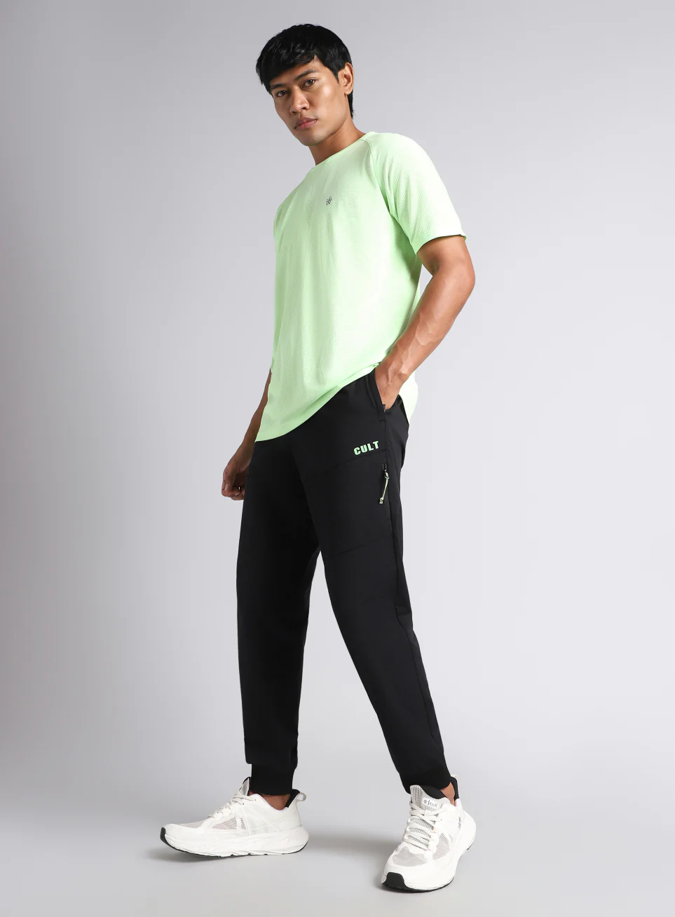 Men's Black Metro Commute Joggers - Image 3