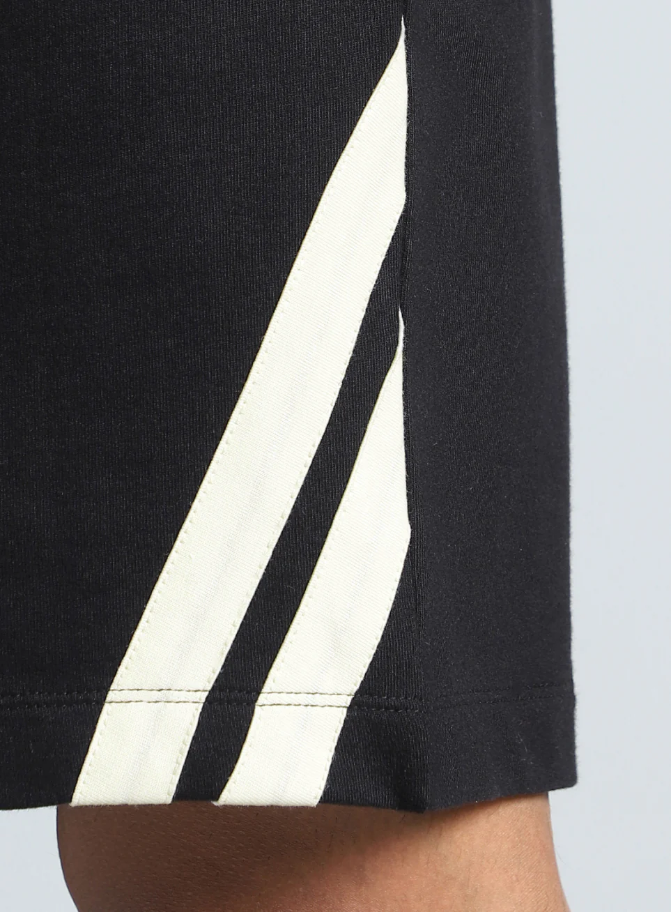 Men's Black Move Easy Shorts - Image 8