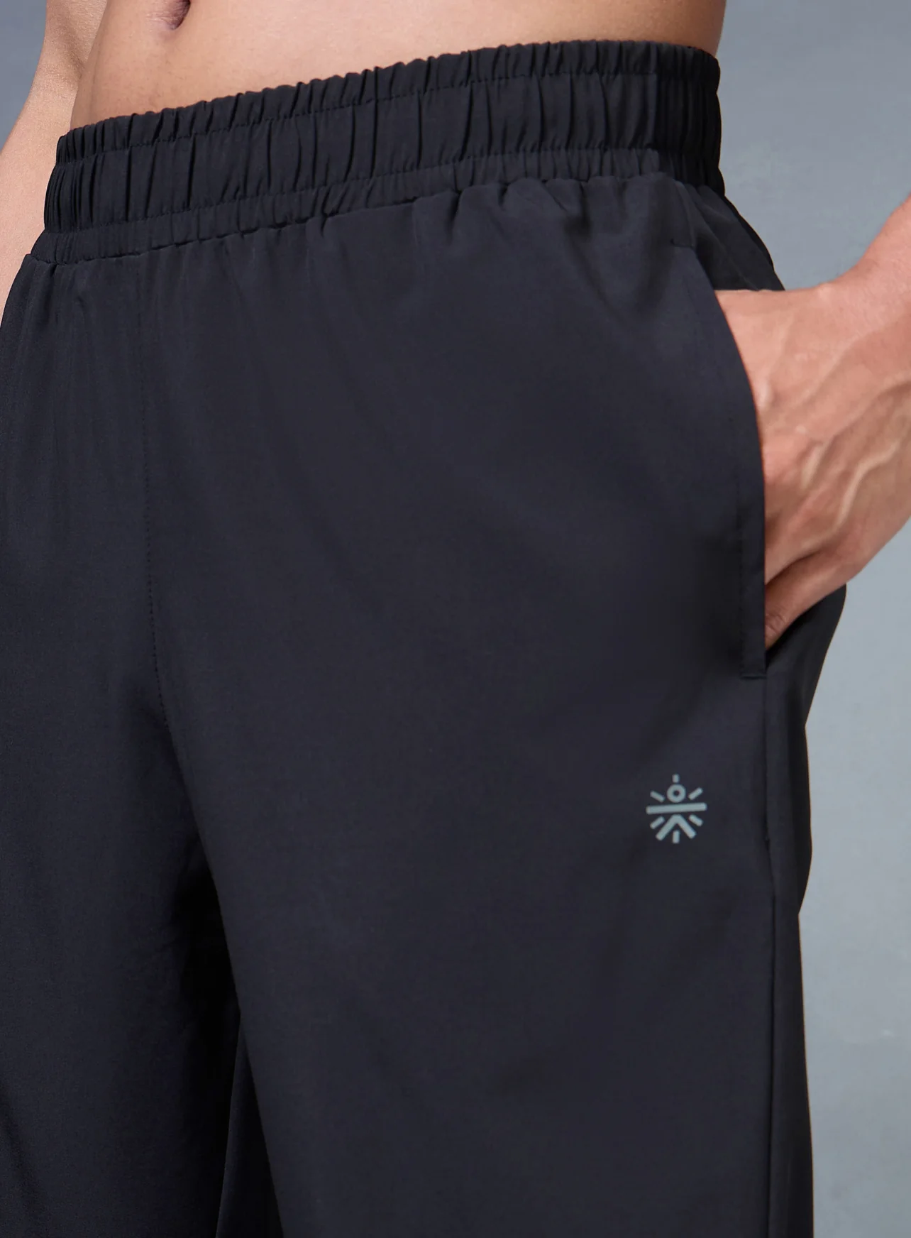 Men's Black Night Run Trackpants - Image 7