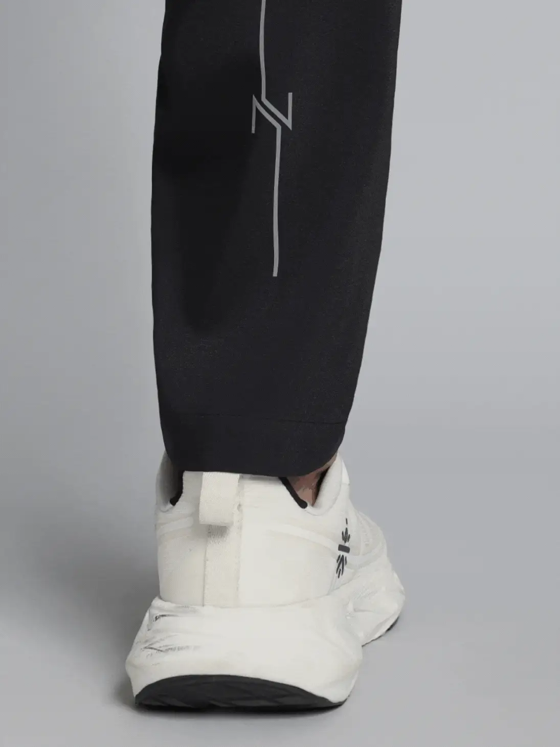 Men's Black Pacer Running Trackpants - Image 10