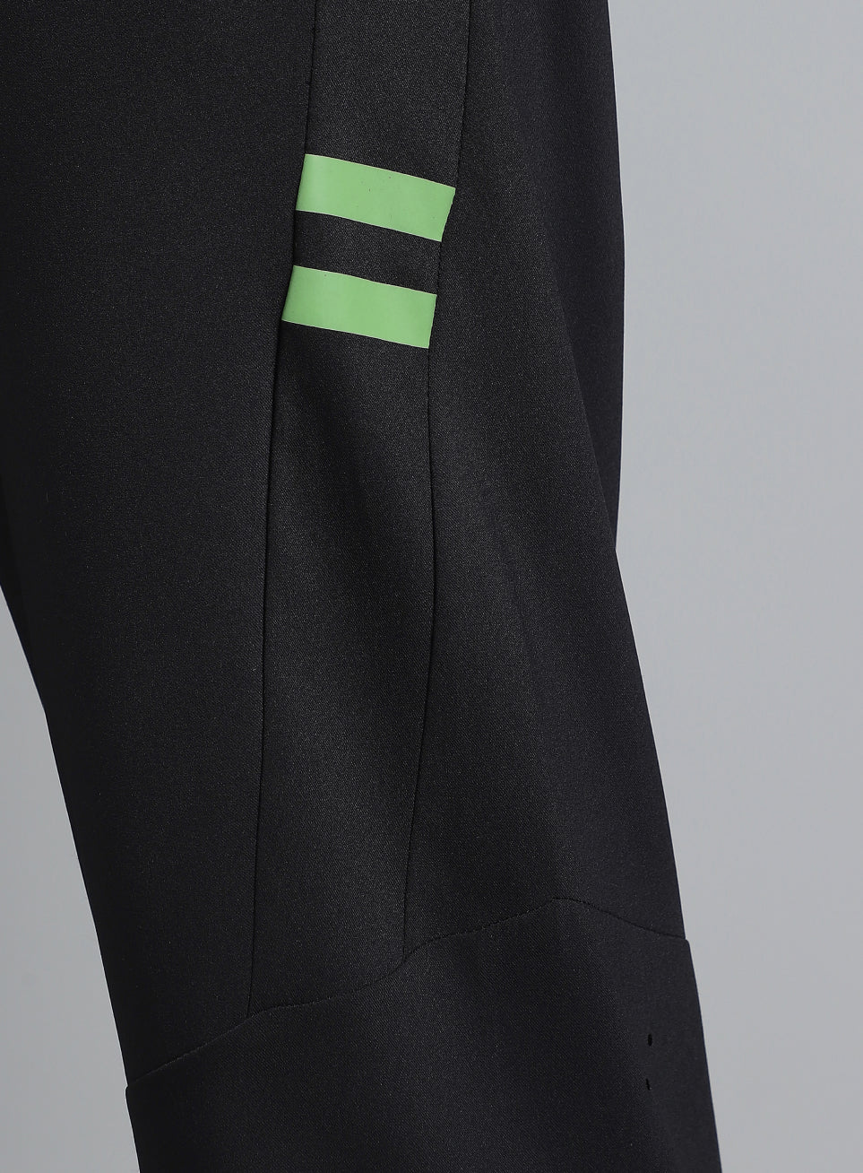 Men's Black Pacer Running Trackpants - Image 8