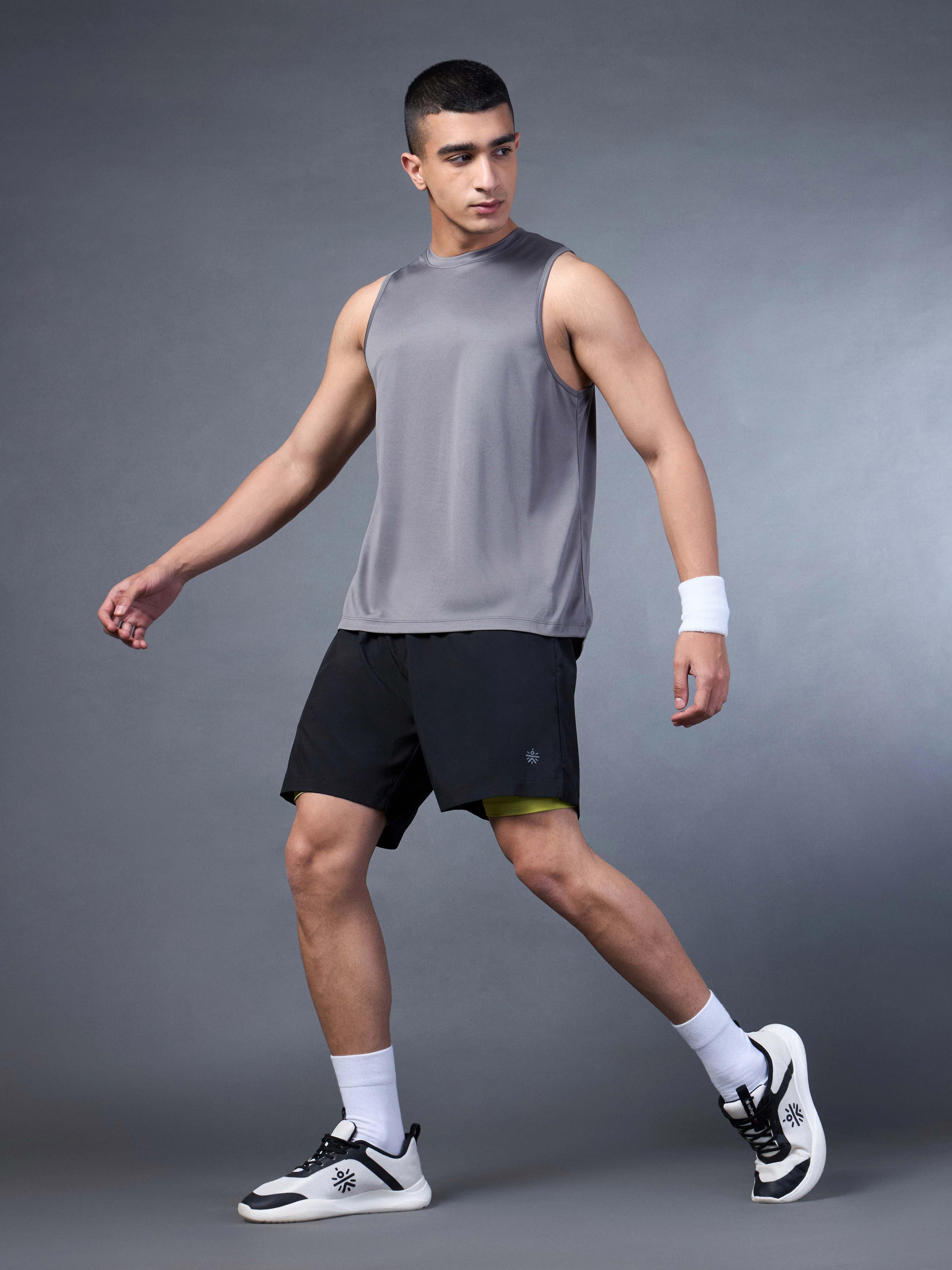 Men's Black Run Elevate Shorts - Image 3