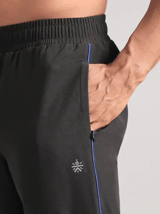 Men's Black Run Elevate Trackpants - Image 7