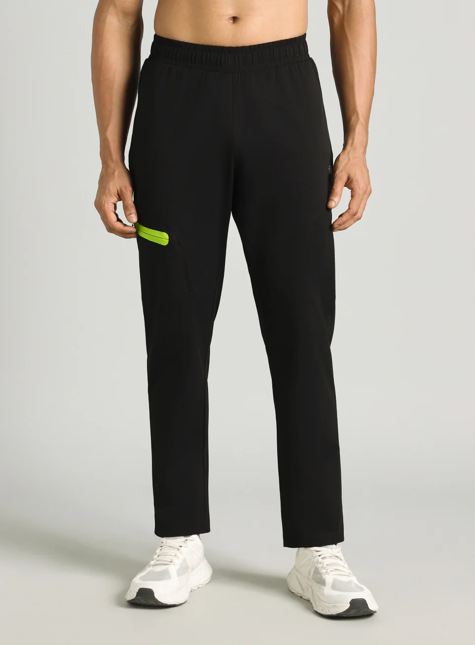 Men's Black Runner's Flex Trackpants - Image 4