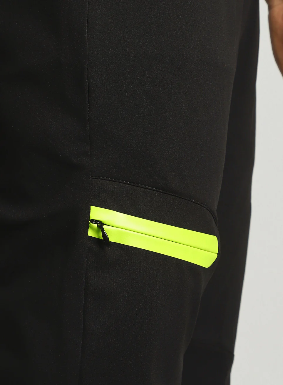 Men's Black Runner's Flex Trackpants - Image 8