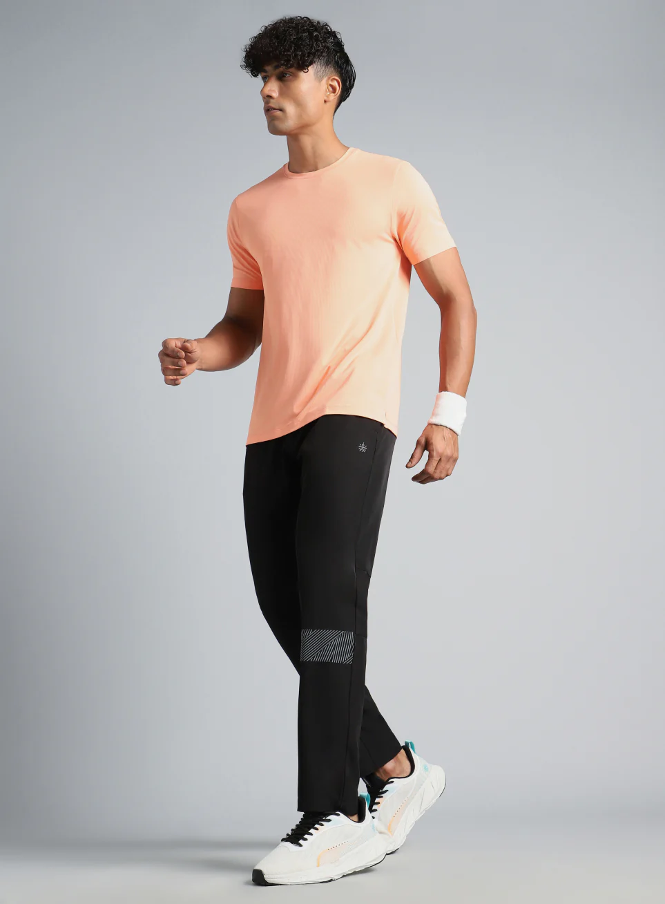Men's Black Speed Run Trackpants - Image 2