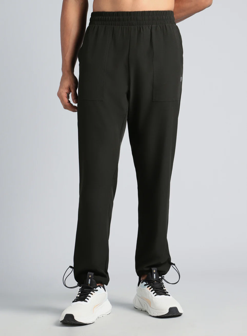 Men's Black Trail Run Trackpants - Image 4