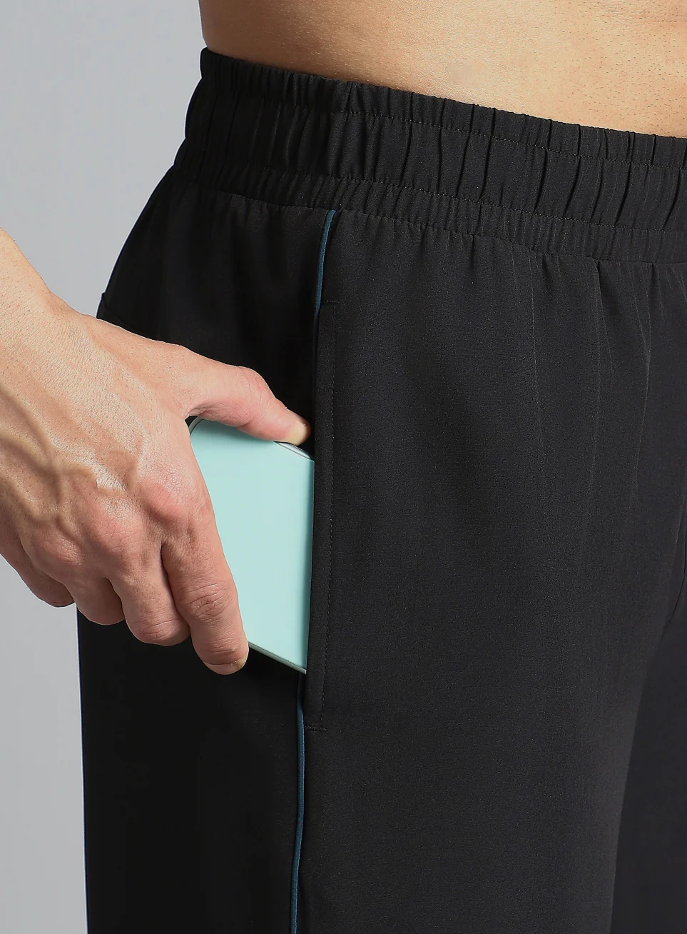 Men's Black Train All Format Trackpants - Image 7