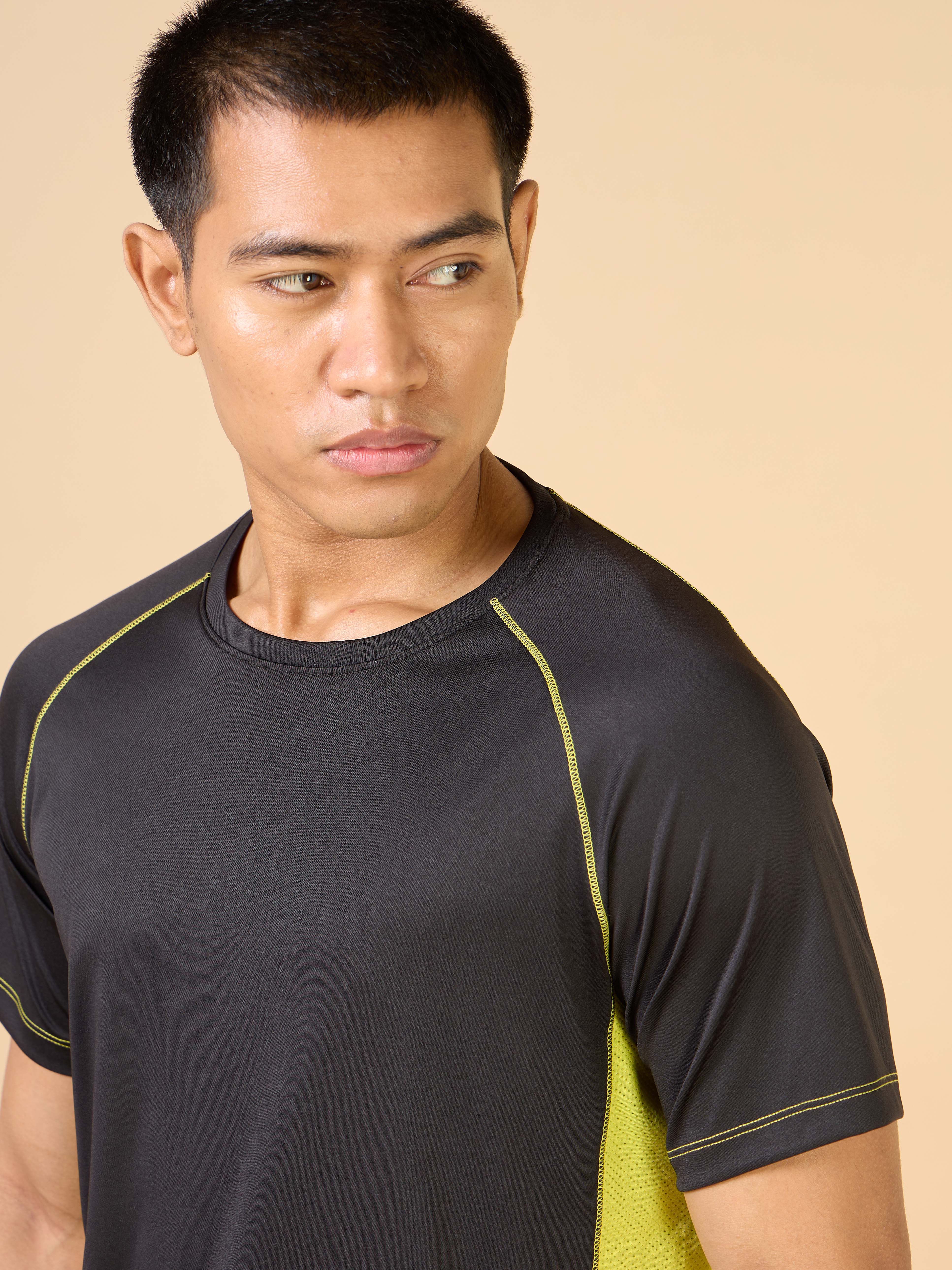 Men's Black Train All Sculpted T-shirt - Image 7