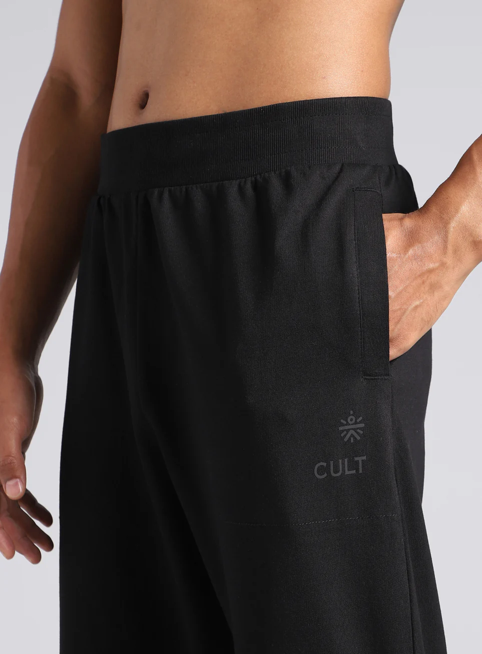 Men's Black Train Day Essential Joggers - Image 7