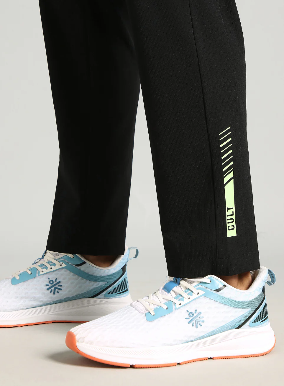 Men's Black Training Move Up Training Trackpants - Image 9