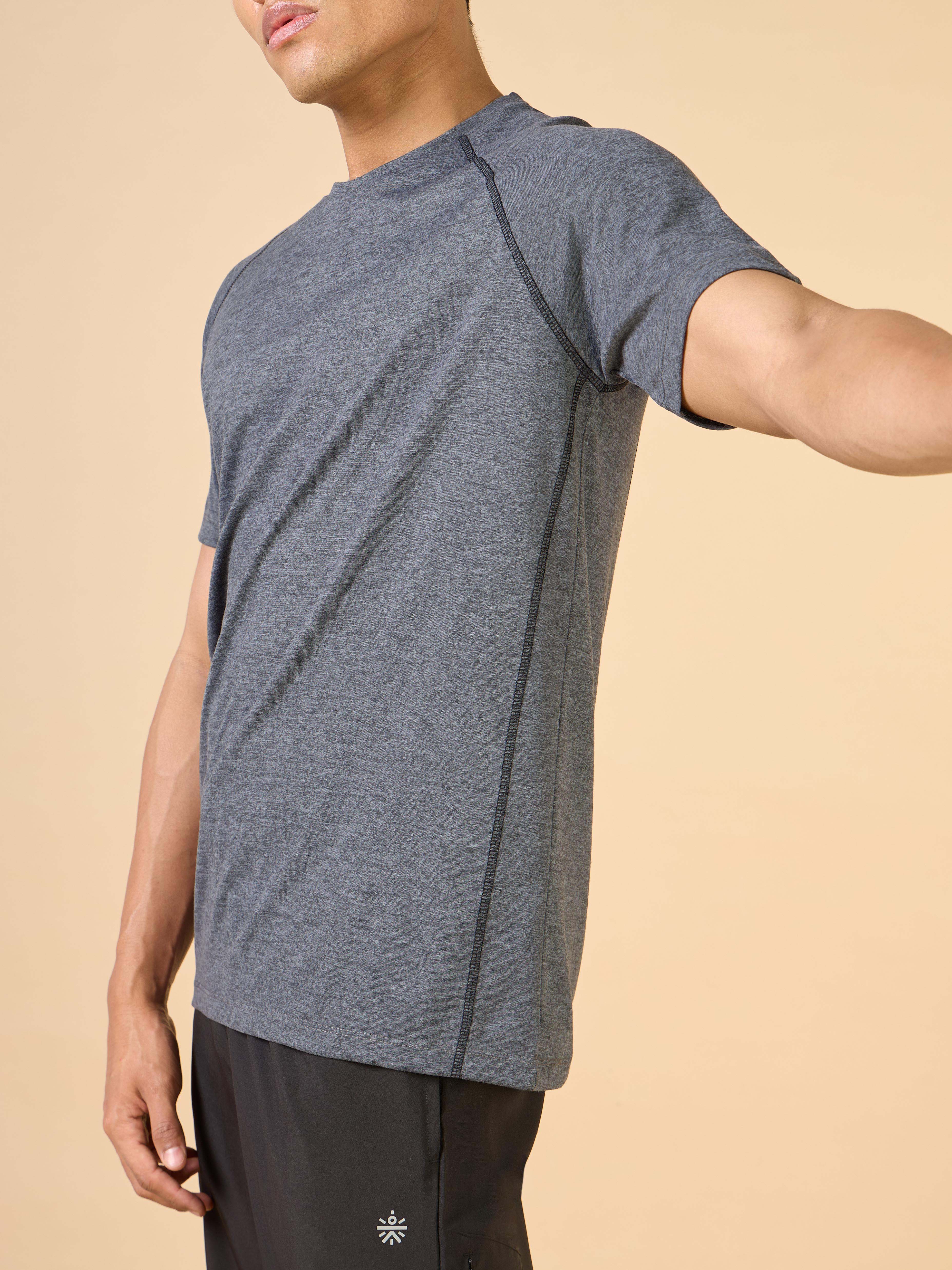 Men's Black Training Sculpted COMFORTech T-shirt - Image 8