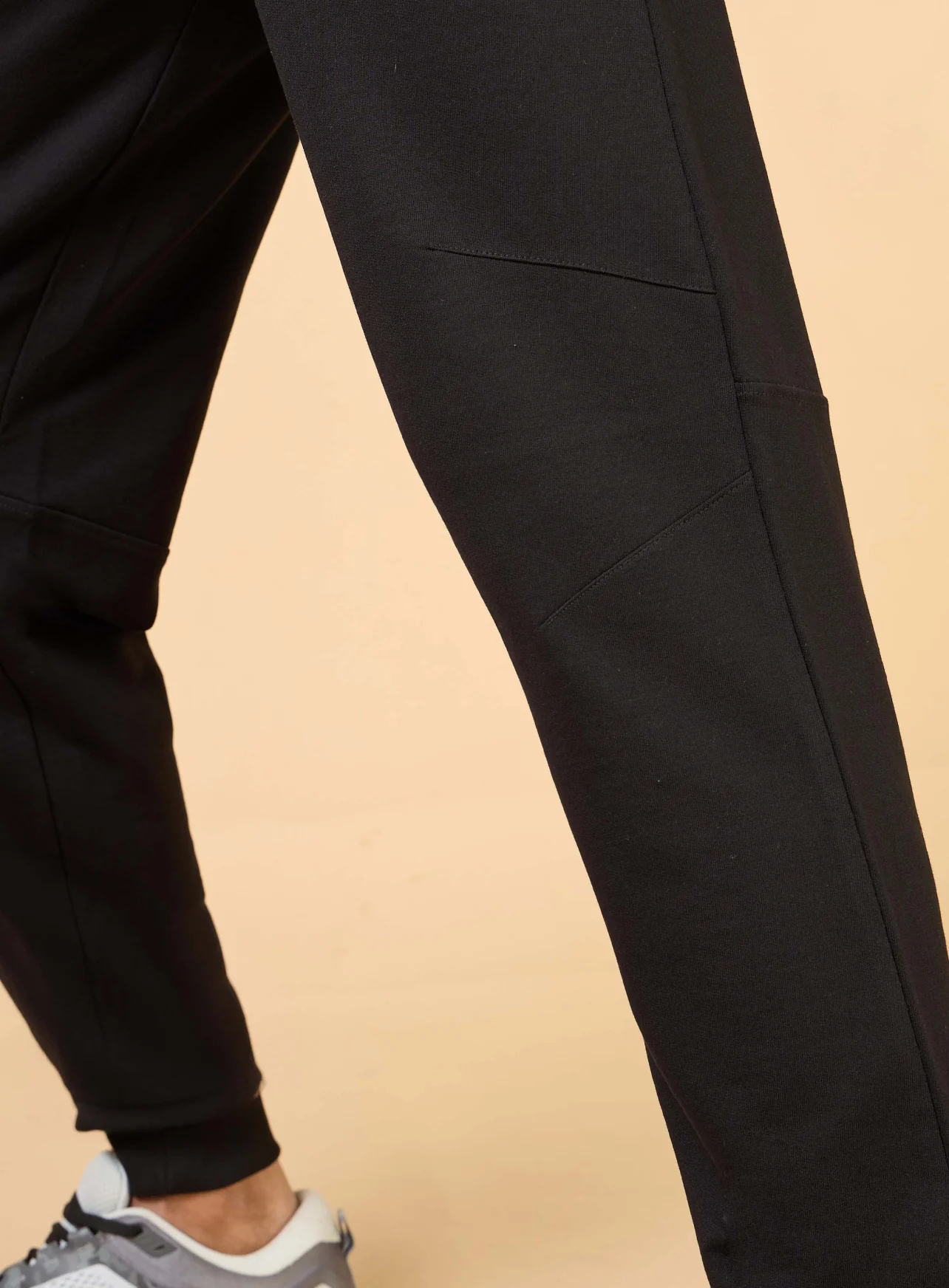 Men's Black Training Sculpted Joggers - Image 8