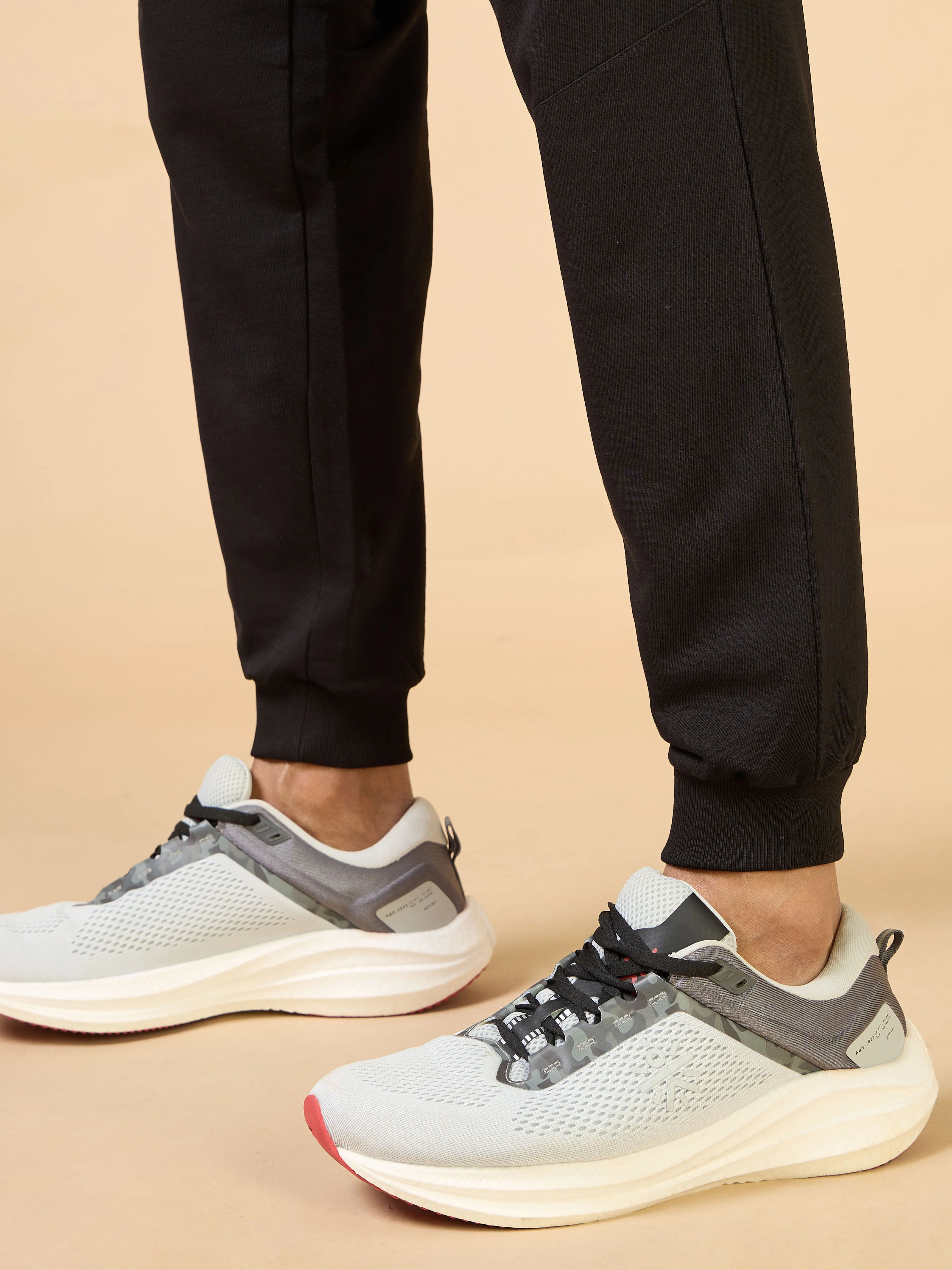 Men's Black Training Sculpted Joggers - Image 9