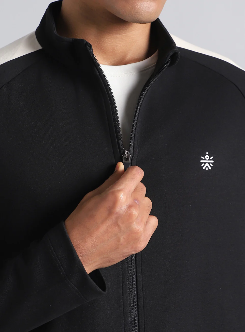 Men's Black Workout Essential Mid Layer Jacket - Image 8