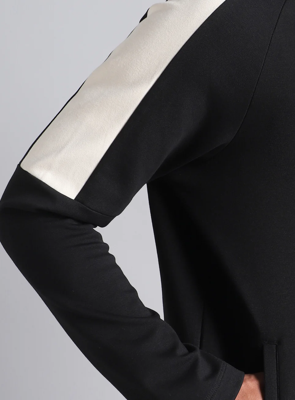 Men's Black Workout Essential Mid Layer Jacket - Image 9