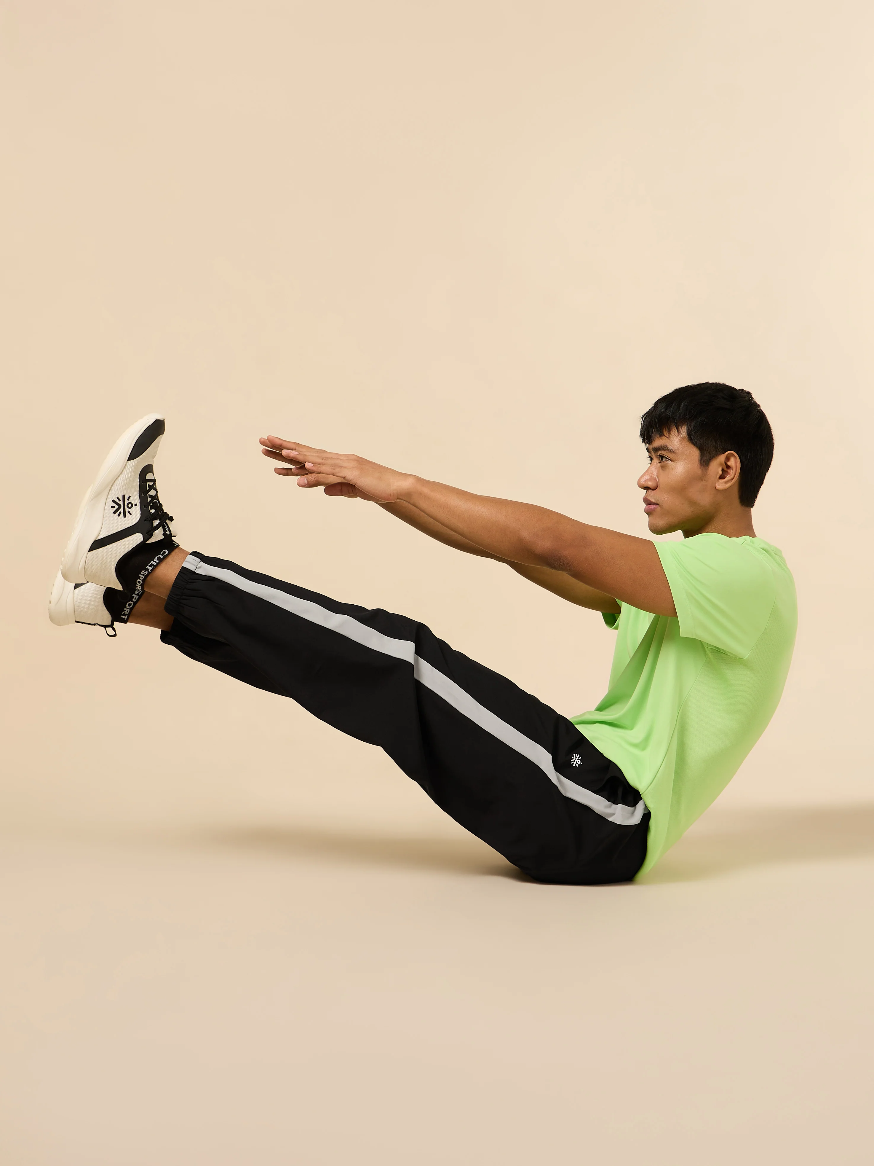 Men's Black Workout Joggers - Image 2