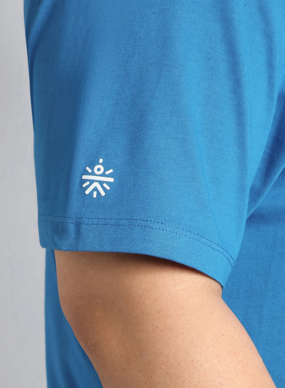 Men's Blue Cotton Plus Size Everyday Regular Fit T-shirt - Image 8