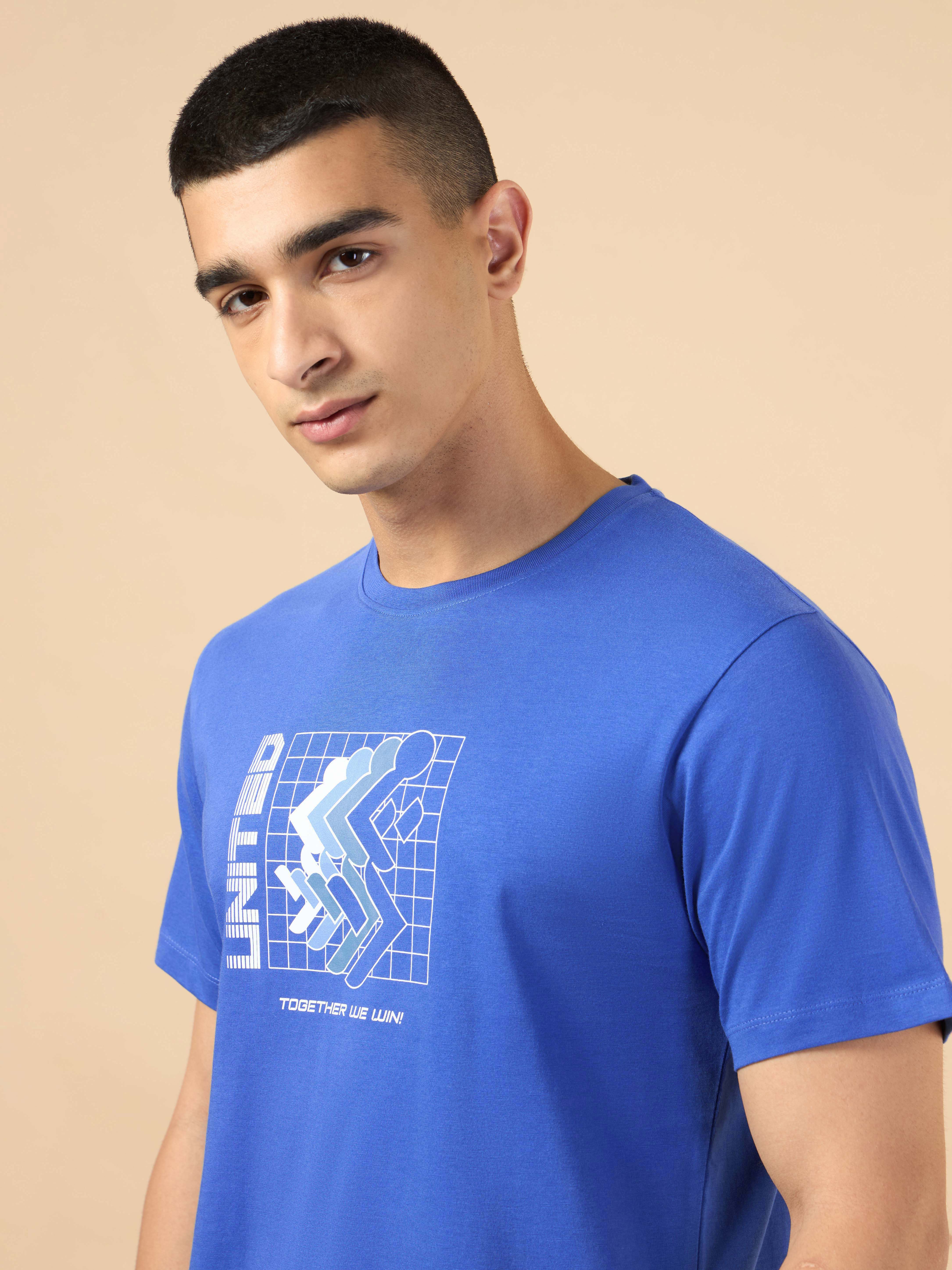 Men's Blue Marathon Graphic T-shirt - Image 7